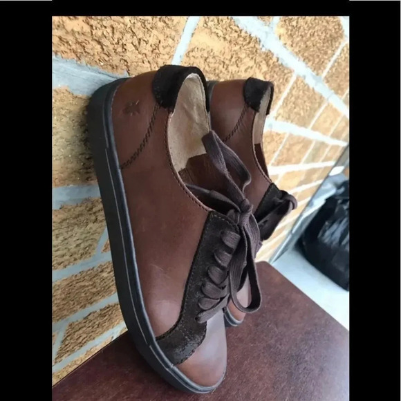 Frye Sneakers Size 7 - Picture 1 of 7